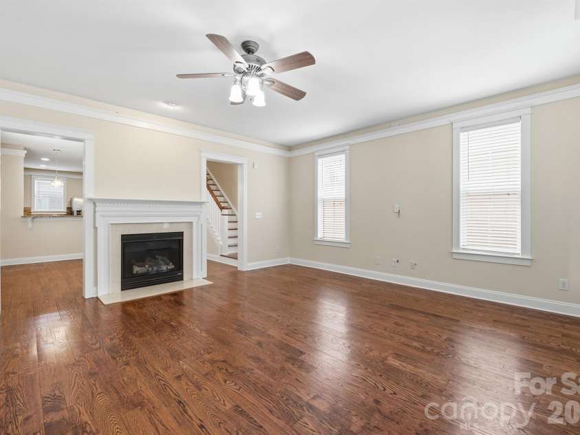 717 8th Street, Charlotte, NC 28202.  MLS# CAR4390063, YatesRealty ID 33405. 