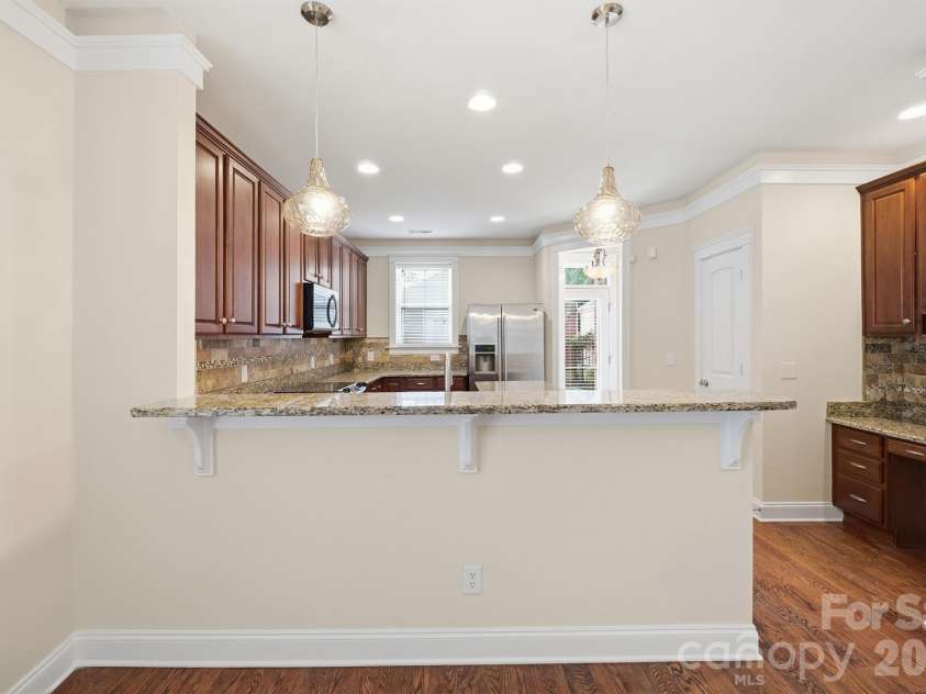 717 8th Street, Charlotte, NC 28202.  MLS# CAR4390063, YatesRealty ID 33405. 