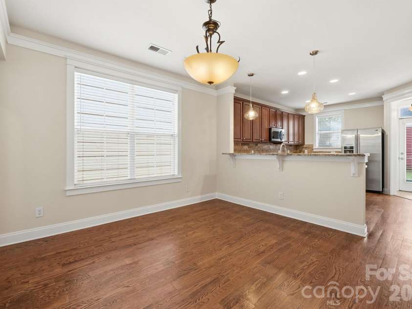 717 8th Street, Charlotte, NC 28202.  MLS# CAR4390063, YatesRealty ID 33405. 