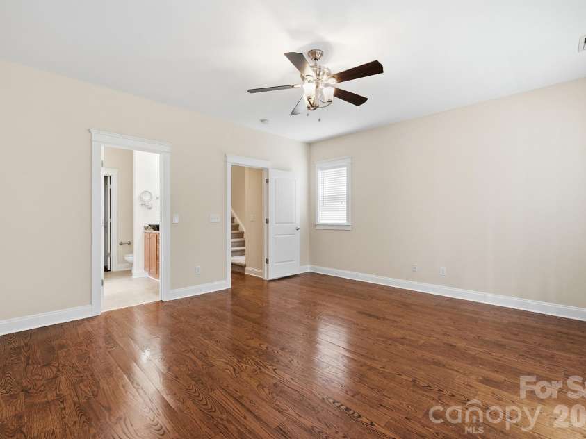 717 8th Street, Charlotte, NC 28202.  MLS# CAR4390063, YatesRealty ID 33405. 