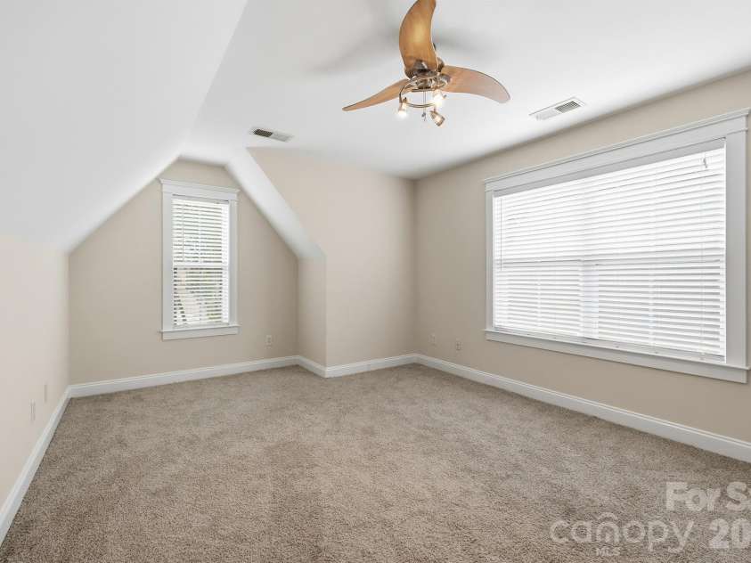717 8th Street, Charlotte, NC 28202.  MLS# CAR4390063, YatesRealty ID 33405. 