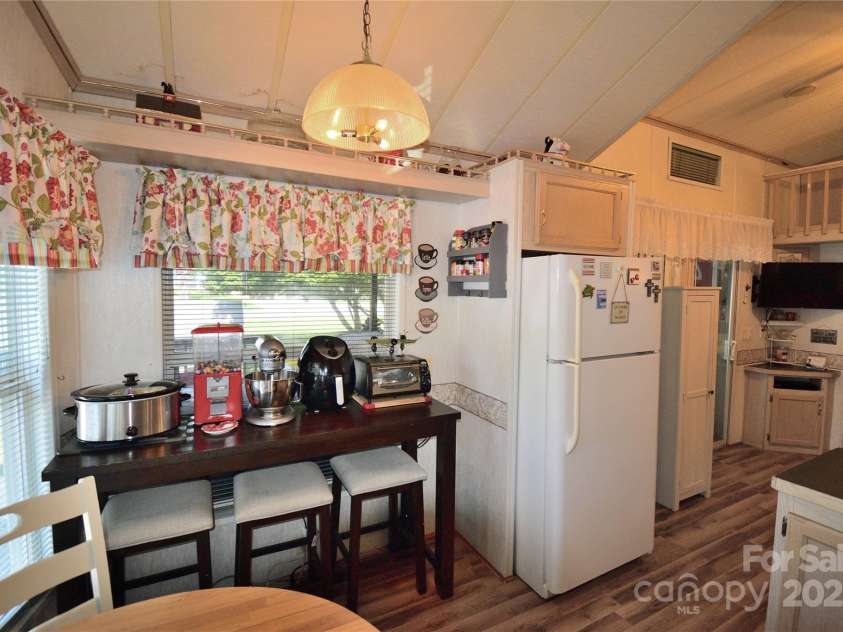 101 Hummingbird Circle, New London, NC 28127.  MLS# CAR4293421, YatesRealty ID 33406. 