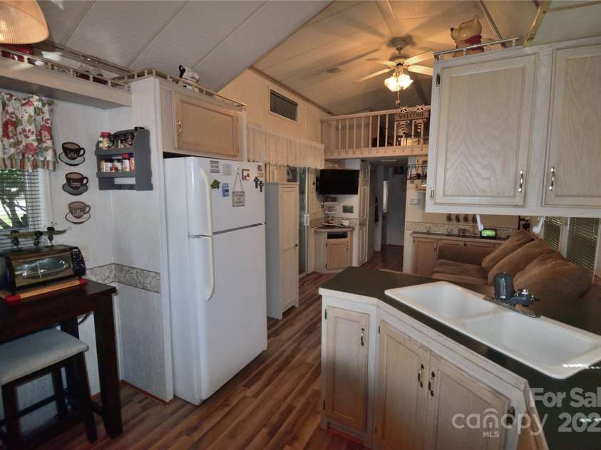 101 Hummingbird Circle, New London, NC 28127.  MLS# CAR4293421, YatesRealty ID 33406. 