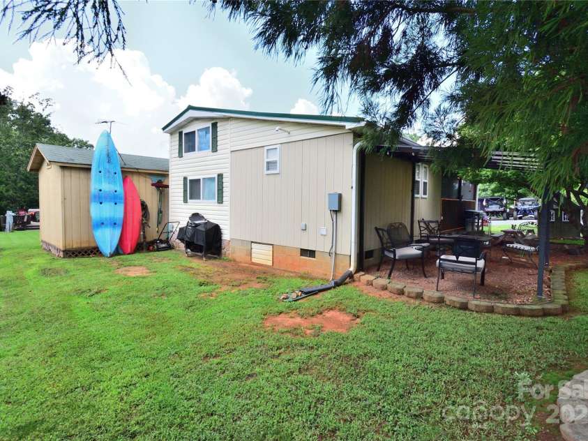 101 Hummingbird Circle, New London, NC 28127.  MLS# CAR4293421, YatesRealty ID 33406. 