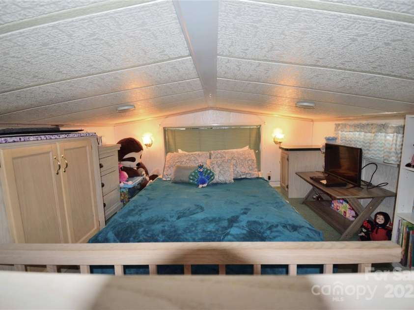 101 Hummingbird Circle, New London, NC 28127.  MLS# CAR4293421, YatesRealty ID 33406. Upstairs loft