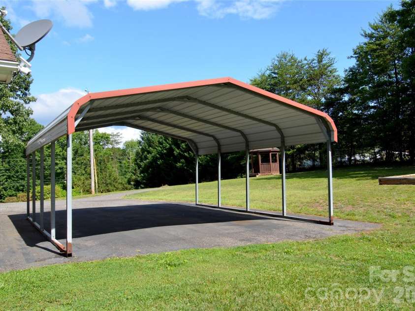848 Deer Park Road, Nebo, NC 28761.  MLS# CAR4392420, YatesRealty ID 33406. 