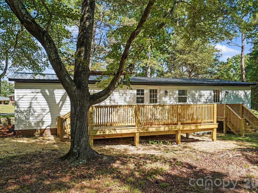 278 Bear Claw Road, Oakboro, NC 28129.  MLS# CAR4394541, YatesRealty ID 33408. 