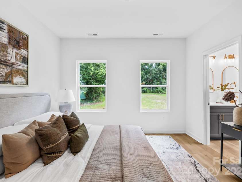 203 Columbia Avenue, Rock Hill, SC 29730.  MLS# CAR4291842, YatesRealty ID 33409. 