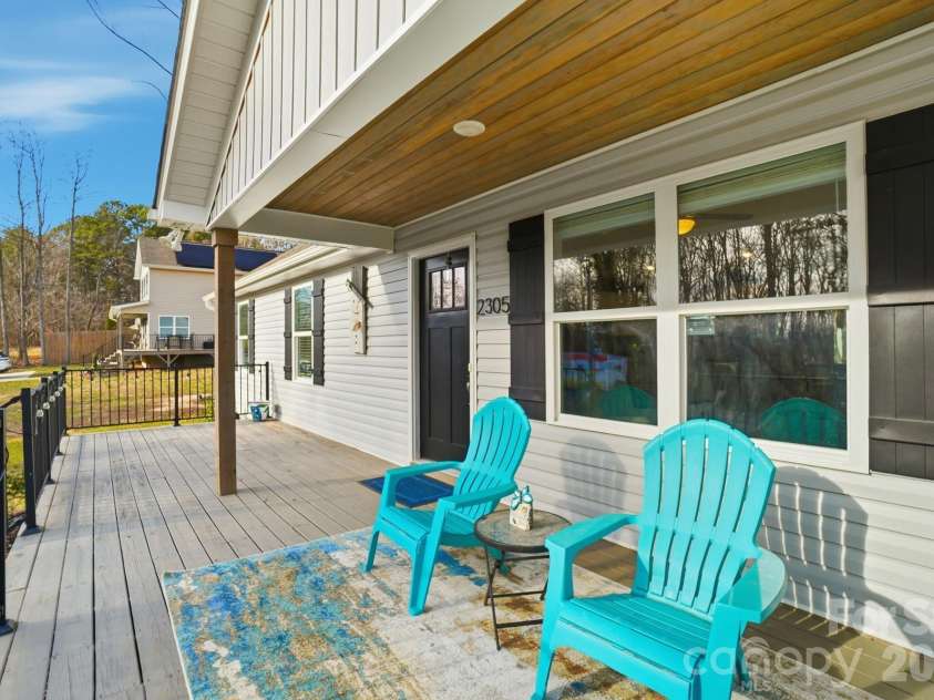 2305 Holly Lane, Shelby, NC 28150.  MLS# CAR4338722, YatesRealty ID 3341. 