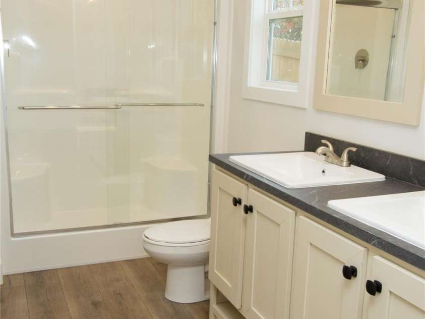 30 Babb Street, Waynesville, NC 28786.  MLS# CAR4280509, YatesRealty ID 3341. Primary Bathroom