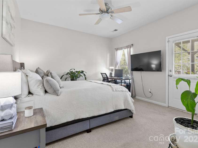 1266 Amber Ridge Road, Concord, NC 28027.  MLS# CAR4294358, YatesRealty ID 33411. 