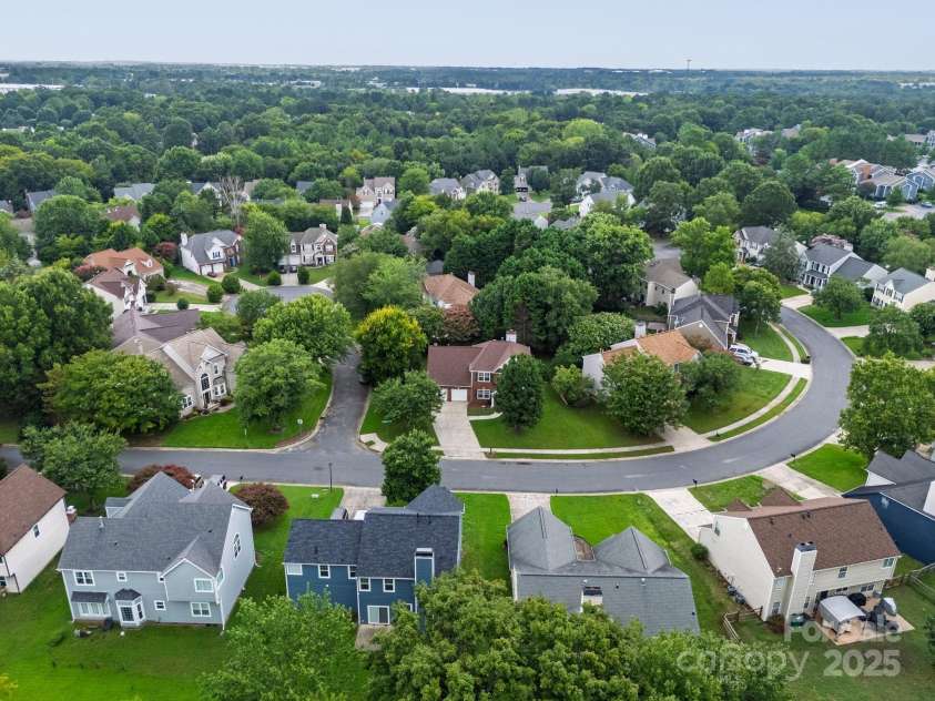 11440 Laurel View Drive, Charlotte, NC 28273.  MLS# CAR4293867, YatesRealty ID 33412. 