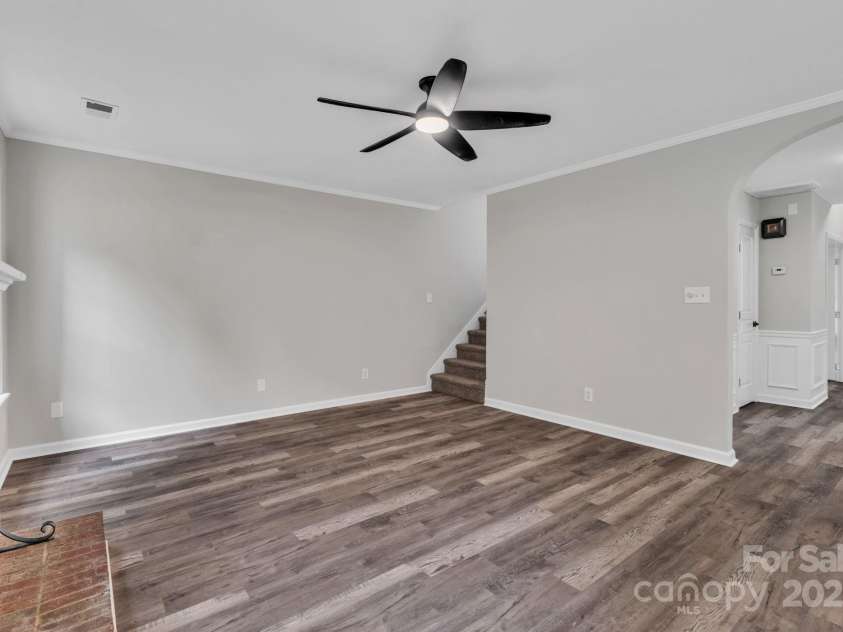 11440 Laurel View Drive, Charlotte, NC 28273.  MLS# CAR4293867, YatesRealty ID 33412. 