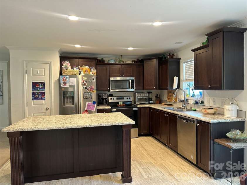 330 Memorial Highway, Harmony, NC 28634.  MLS# CAR4393700, YatesRealty ID 33412. 