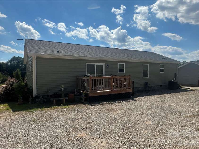 330 Memorial Highway, Harmony, NC 28634.  MLS# CAR4393700, YatesRealty ID 33412. 