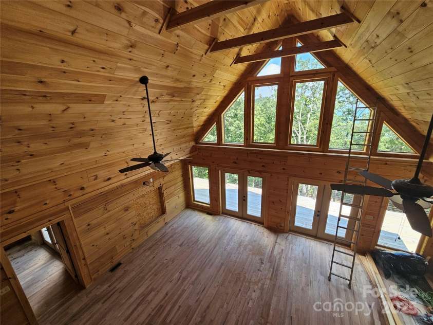 266 Potomac Falls Drive, Black Mountain, NC 28711.  MLS# CAR4293950, YatesRealty ID 33413. 