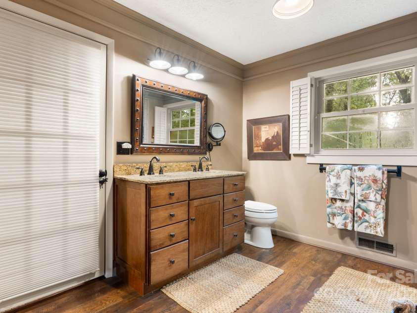 3054 Spencer Heights Drive, Lenoir, NC 28645.  MLS# CAR4294182, YatesRealty ID 33414. 