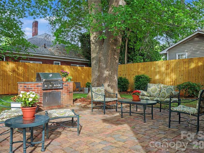 118 Miller Street, Salisbury, NC 28144.  MLS# CAR4378670, YatesRealty ID 33416. 