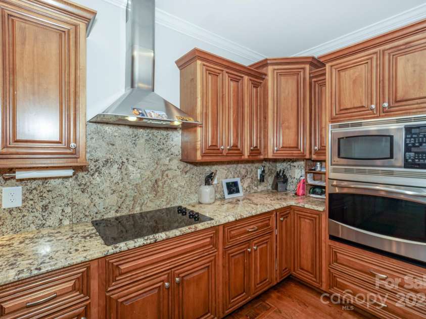 406 Canvasback Road, Mooresville, NC 28117.  MLS# CAR4294462, YatesRealty ID 33416. 