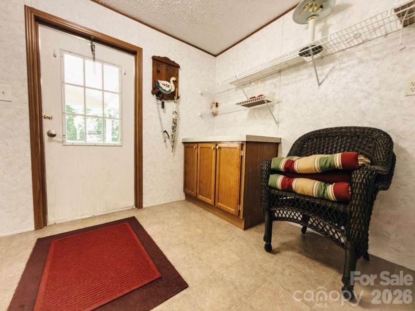 2391 Hickory Knoll Road, Franklin, NC 28734.  MLS# CAR4395956, YatesRealty ID 33418. 