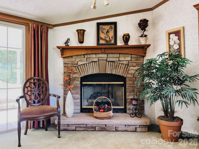 2391 Hickory Knoll Road, Franklin, NC 28734.  MLS# CAR4395956, YatesRealty ID 33418. 