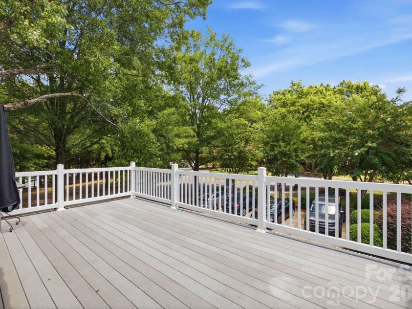 11705 Fiddlers Roof Lane, Charlotte, NC 28277.  MLS# CAR4396443, YatesRealty ID 33419. 
