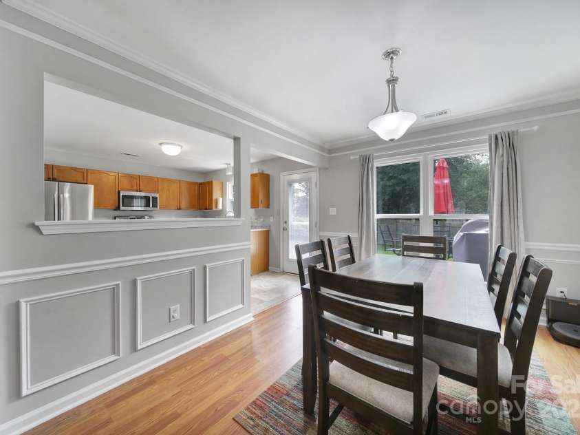 124 Kristens Court Drive, Mooresville, NC 28115.  MLS# CAR4293257, YatesRealty ID 33419. 