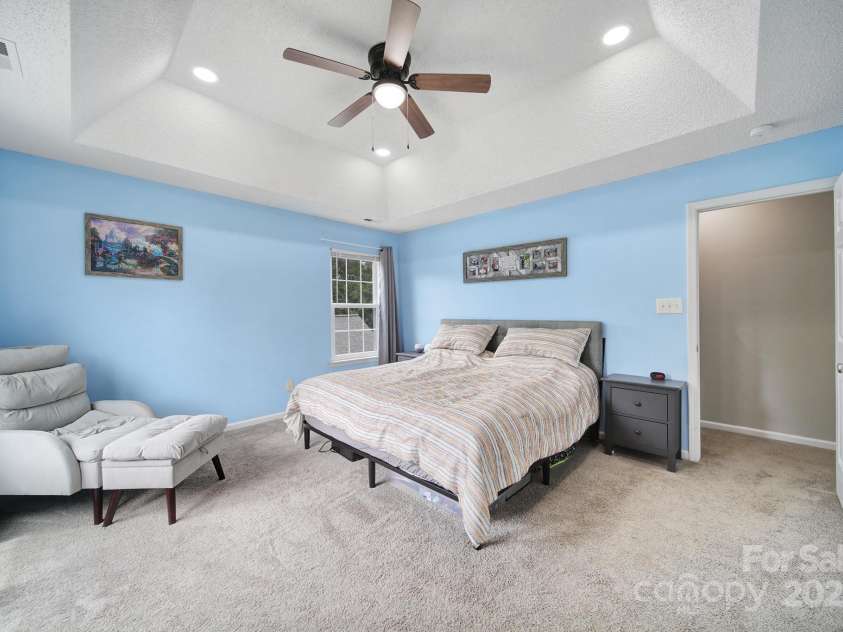 124 Kristens Court Drive, Mooresville, NC 28115.  MLS# CAR4293257, YatesRealty ID 33419. 
