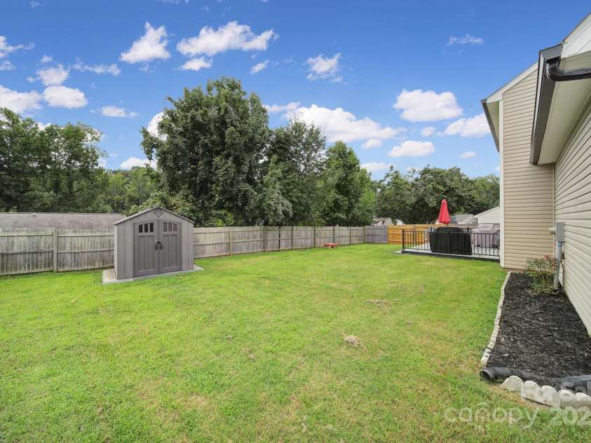 124 Kristens Court Drive, Mooresville, NC 28115.  MLS# CAR4293257, YatesRealty ID 33419. 