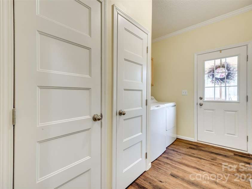 1370 Martin Road, Hickory Grove, SC 29717.  MLS# CAR4237127, YatesRealty ID 3342. 