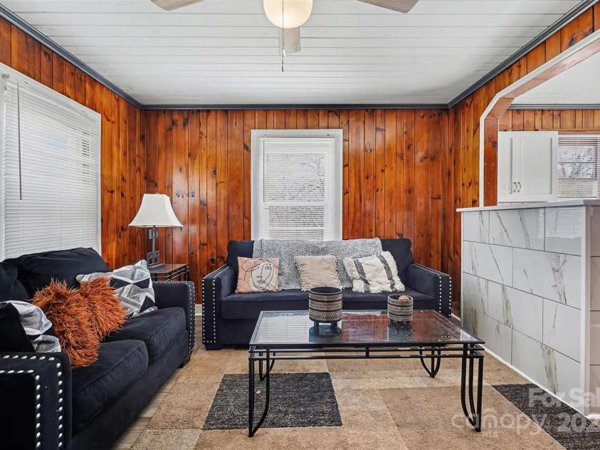 419 Circle Drive, Shelby, NC 28150.  MLS# CAR4330810, YatesRealty ID 3342. 