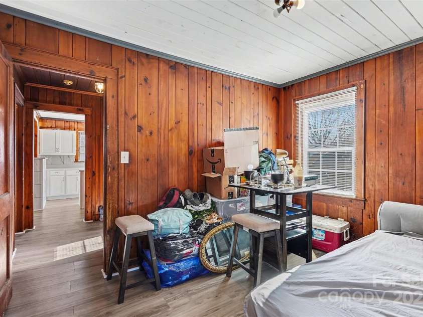 419 Circle Drive, Shelby, NC 28150.  MLS# CAR4330810, YatesRealty ID 3342. 