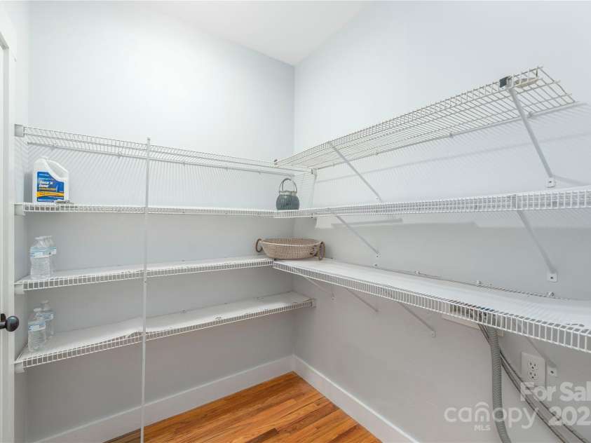 36 Richie Street, Asheville, NC 28801.  MLS# CAR4289429, YatesRealty ID 33422. Walk-in pantry off kitchen
