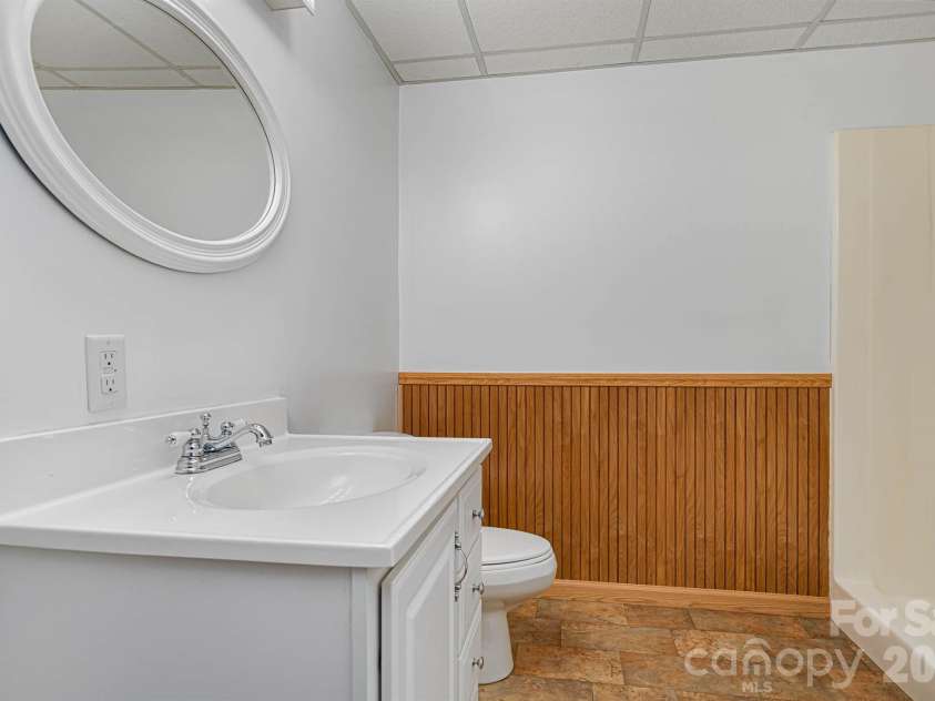 1697 Windswept Ridge, Marshall, NC 28753.  MLS# CAR4395499, YatesRealty ID 33423. 