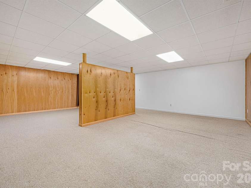 1697 Windswept Ridge, Marshall, NC 28753.  MLS# CAR4395499, YatesRealty ID 33423. 