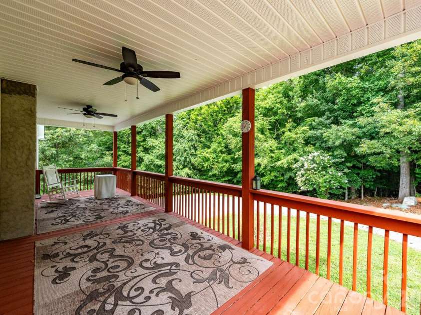 1697 Windswept Ridge, Marshall, NC 28753.  MLS# CAR4395499, YatesRealty ID 33423. 