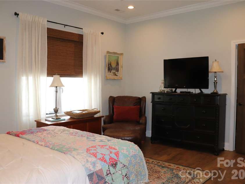 119 Hill Street, Granite Falls, NC 28630.  MLS# CAR4394620, YatesRealty ID 33424. 
