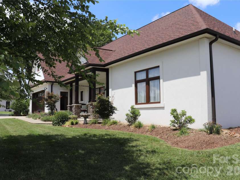 119 Hill Street, Granite Falls, NC 28630.  MLS# CAR4394620, YatesRealty ID 33424. 