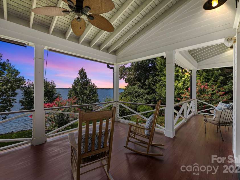 19029 Brigadoon Place, Cornelius, NC 28031.  MLS# CAR4291126, YatesRealty ID 33424. 