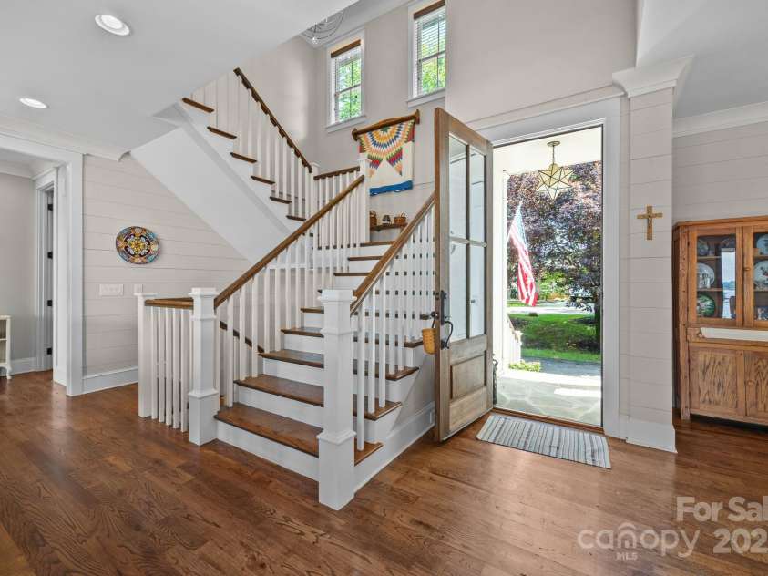 19029 Brigadoon Place, Cornelius, NC 28031.  MLS# CAR4291126, YatesRealty ID 33424. 