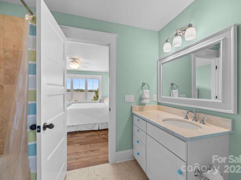 19029 Brigadoon Place, Cornelius, NC 28031.  MLS# CAR4291126, YatesRealty ID 33424. 