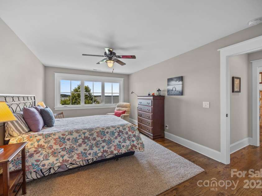 19029 Brigadoon Place, Cornelius, NC 28031.  MLS# CAR4291126, YatesRealty ID 33424. 