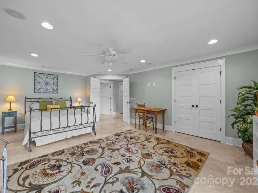 19029 Brigadoon Place, Cornelius, NC 28031.  MLS# CAR4291126, YatesRealty ID 33424. 