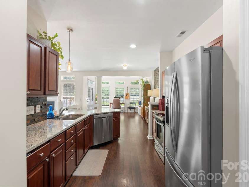 6005 Boathouse Lane, Cramerton, NC 28032.  MLS# CAR4396321, YatesRealty ID 33426. 