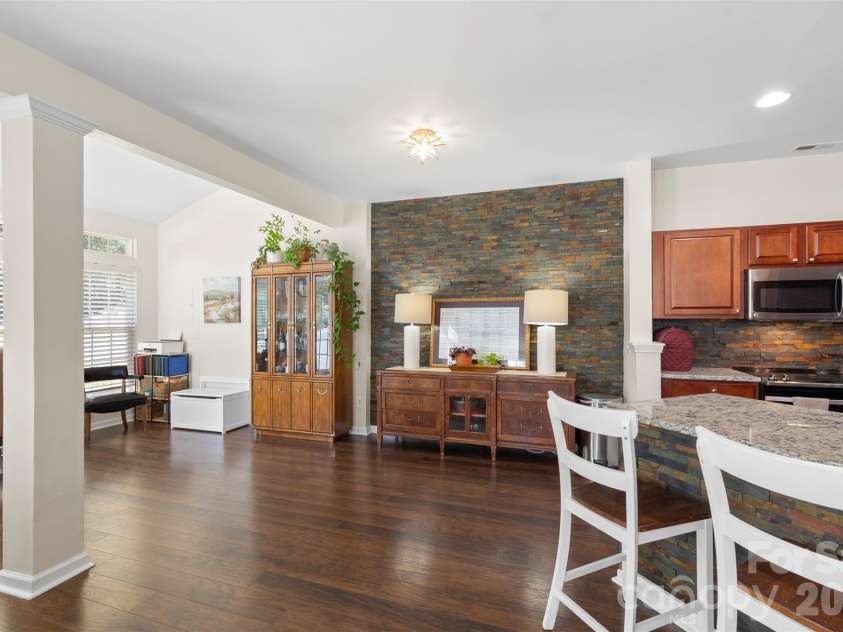 6005 Boathouse Lane, Cramerton, NC 28032.  MLS# CAR4396321, YatesRealty ID 33426. 