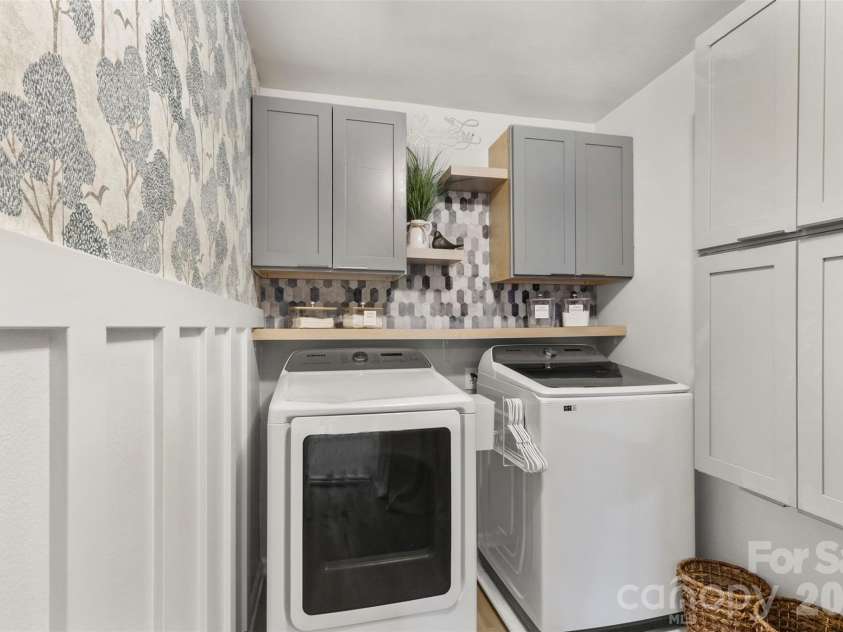 2066 Durand Road, Fort Mill, SC 29715.  MLS# CAR4397880, YatesRealty ID 33427. 