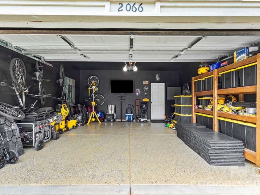 2066 Durand Road, Fort Mill, SC 29715.  MLS# CAR4397880, YatesRealty ID 33427. 