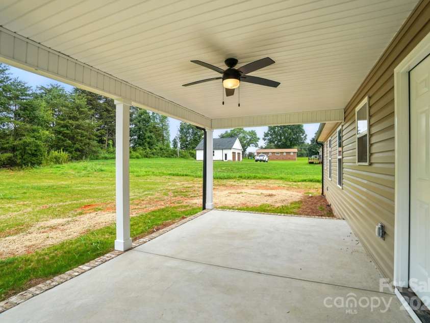 3467 Storybrook Lane, Sherrills Ford, NC 28673.  MLS# CAR4269797, YatesRealty ID 33427. 