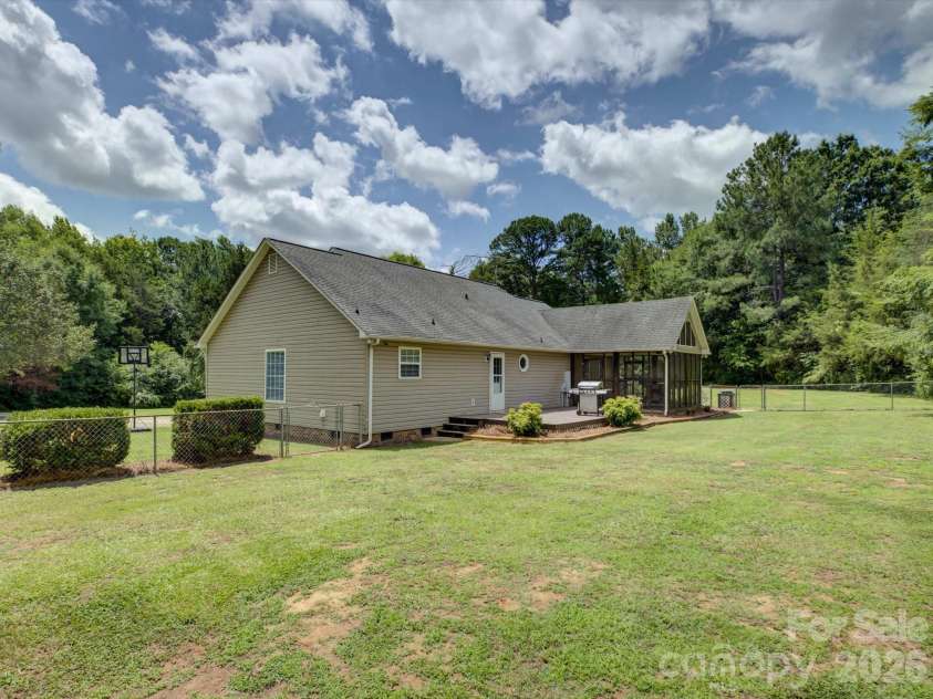 2436 Chester Highway, York, SC 29745.  MLS# CAR4397722, YatesRealty ID 33428. 