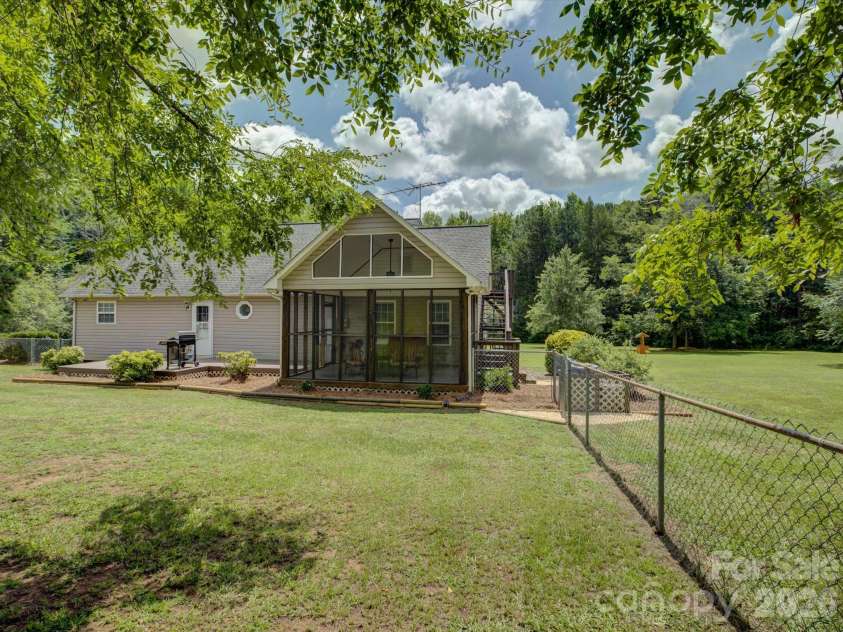 2436 Chester Highway, York, SC 29745.  MLS# CAR4397722, YatesRealty ID 33428. 